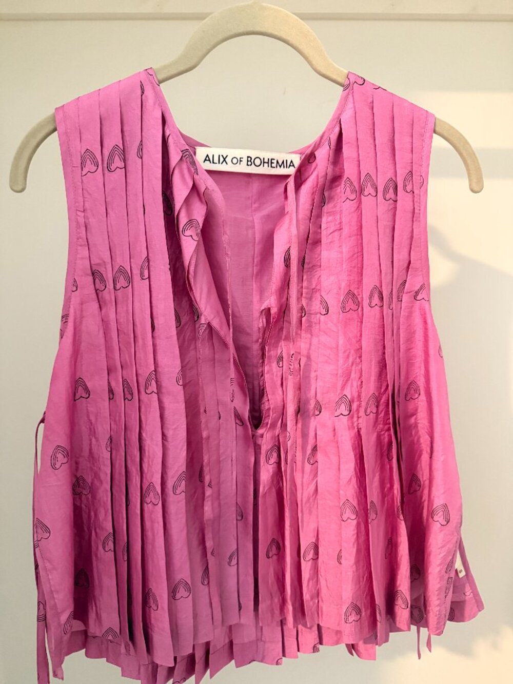 Alix of Bohemia Pink Silk Pleated Heart-Print Top